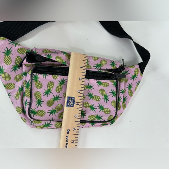 Sojourner Fanny‎ Pack Pineapple Print Waist Belt Bag 3 Pockets Adjustable - Picture 8 of 8